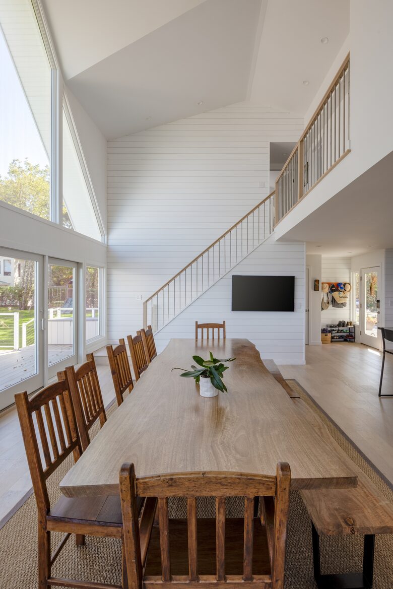 Peconic Bay Beach-Front Home - Hampton Bays, New York