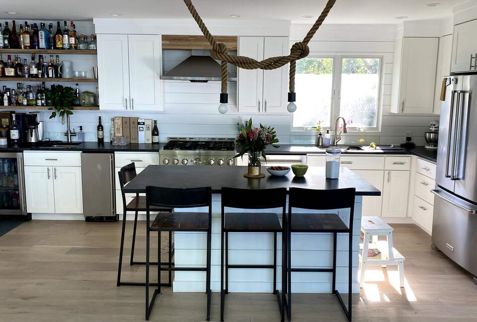 Peconic Bay Beach-Front Home - Hampton Bays, New York