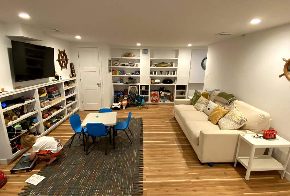 Peconic Bay Beach-Front Home - Hampton Bays, New York