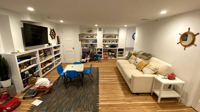 Peconic Bay Beach-Front Home - Hampton Bays, New York