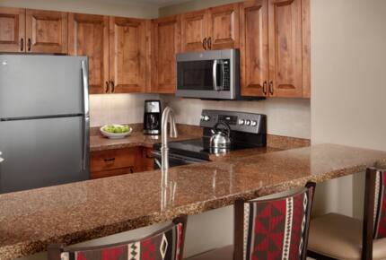 Marriott’s Streamside Evergreen at Vail 2-Bedroom Getaway - Vail, Colorado