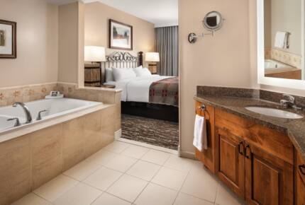 Marriott’s Streamside Evergreen at Vail 2-Bedroom Getaway - Vail, Colorado