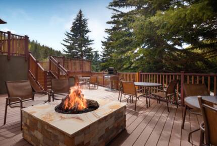 Marriott’s Streamside Evergreen at Vail 2-Bedroom Getaway - Vail, Colorado