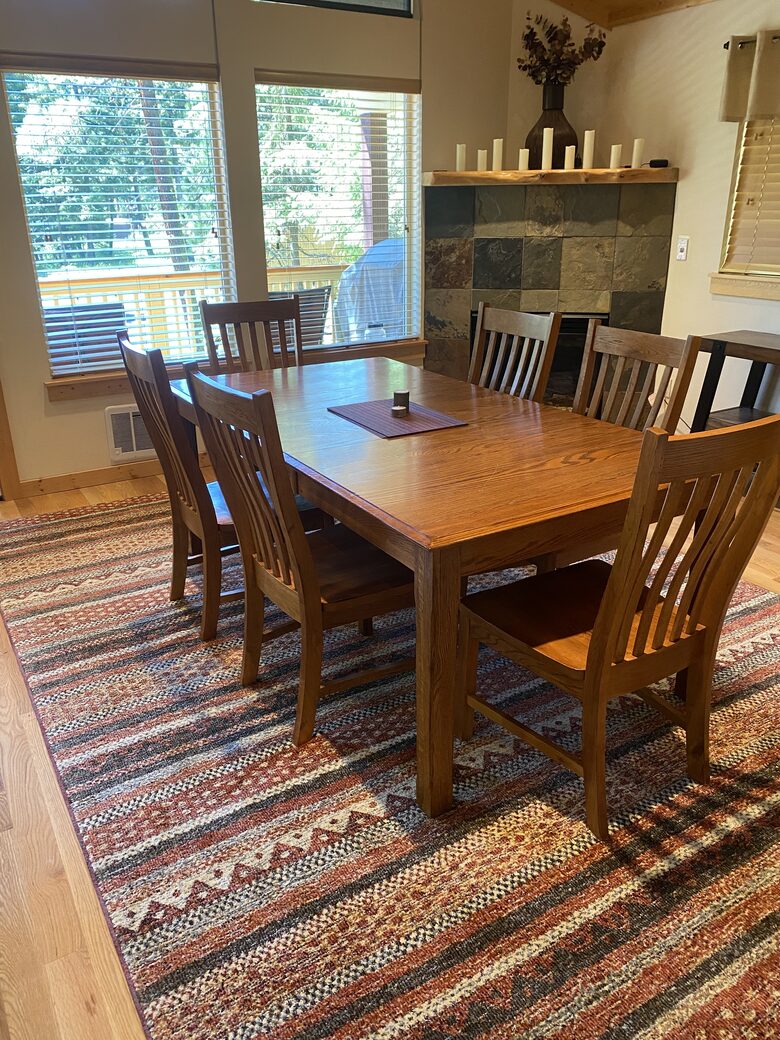 Family Friendly Cabin just 5 mins drive to Suncadia resort, 25 mins drive to Snoqualmie for skiing - Ronald, Washington