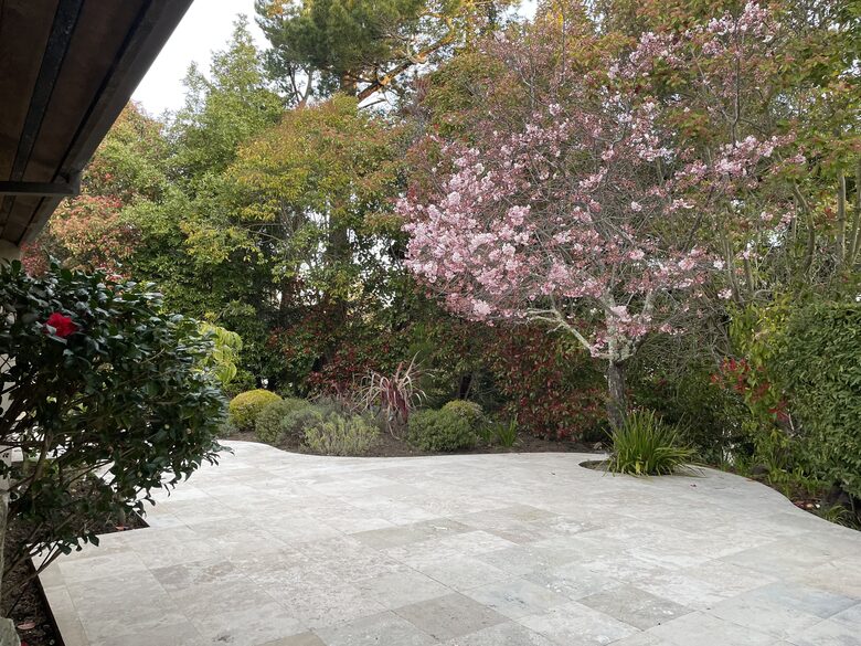 California Om, San Francisco Bay Area Getaway - Hillsborough, California