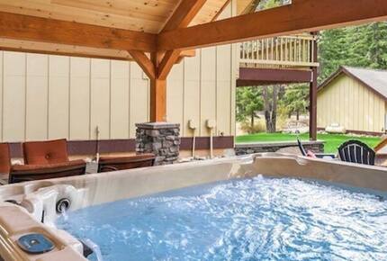 Family Friendly Cabin just 5 mins drive to Suncadia resort, 25 mins drive to Snoqualmie for skiing - Ronald, Washington