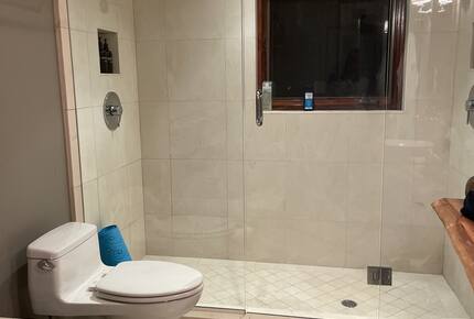 California Om, San Francisco Bay Area Getaway - Hillsborough, California