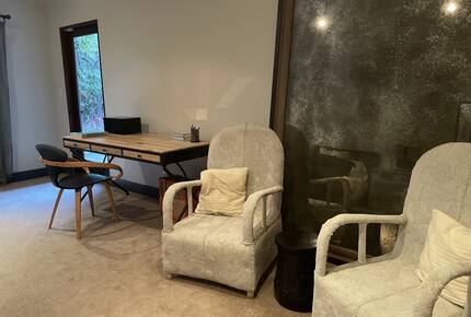 California Om, San Francisco Bay Area Getaway - Hillsborough, California