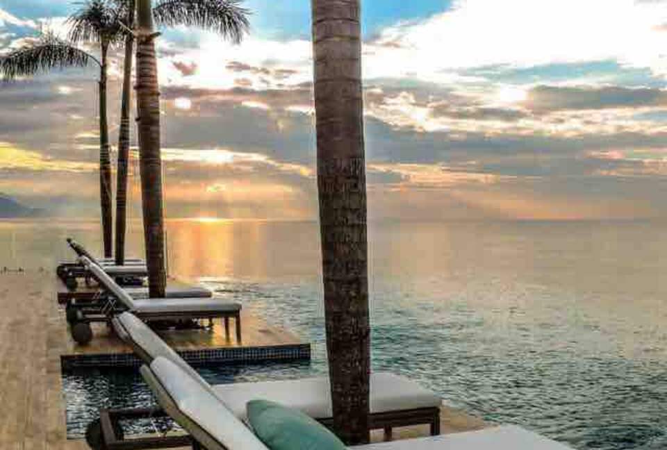 Sayan Beach | 8th floor Oceanfront Corner Villa - Puerto Vallarta, Mexico