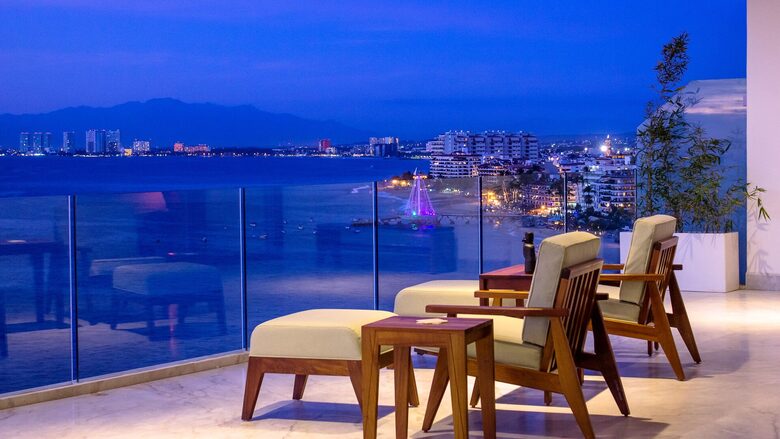 Sayan Beach | 8th floor Oceanfront Corner Villa - Puerto Vallarta, Mexico