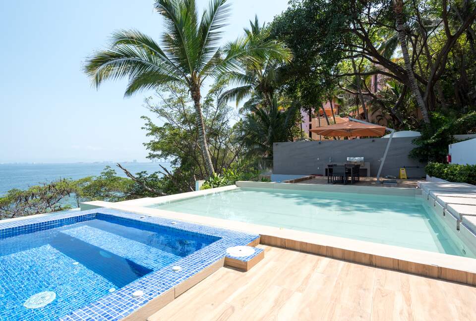 Sayan Beach | 8th floor Oceanfront Corner Villa - Puerto Vallarta, Mexico