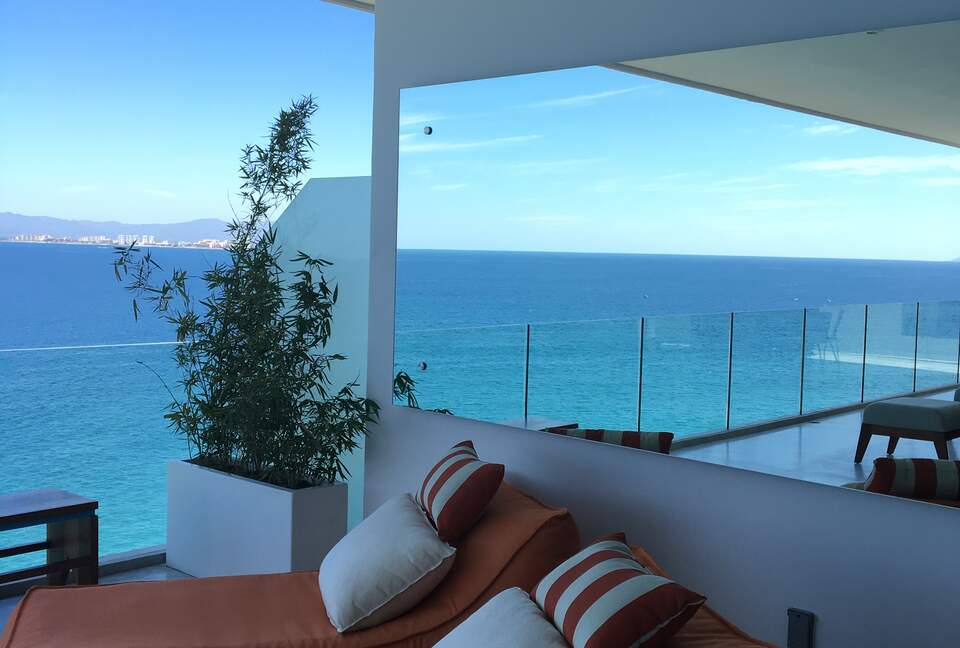 Sayan Beach | 8th floor Oceanfront Corner Villa - Puerto Vallarta, Mexico