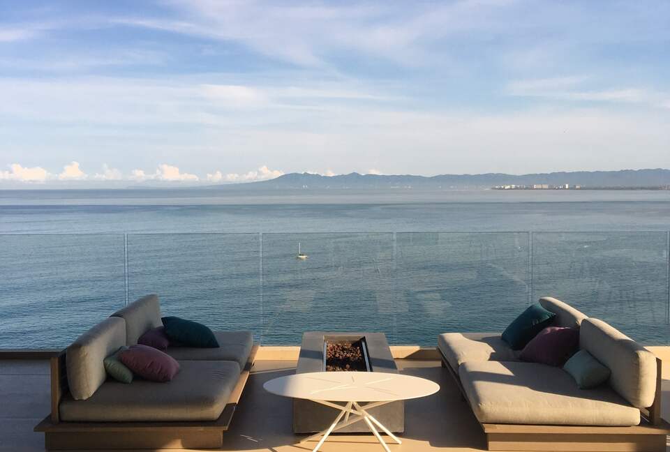 Sayan Beach | 8th floor Oceanfront Corner Villa - Puerto Vallarta, Mexico