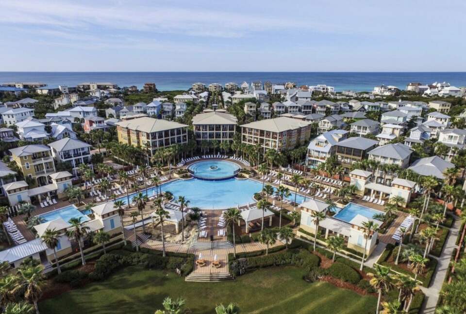 Sandy Lane Retreat | With community amenities - Inlet Beach, Florida