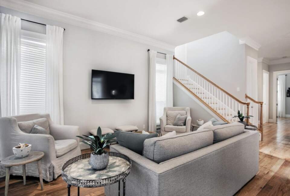 Sandy Lane Retreat | With community amenities - Inlet Beach, Florida