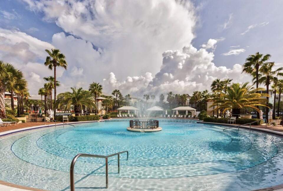 Sandy Lane Retreat | With community amenities - Inlet Beach, Florida