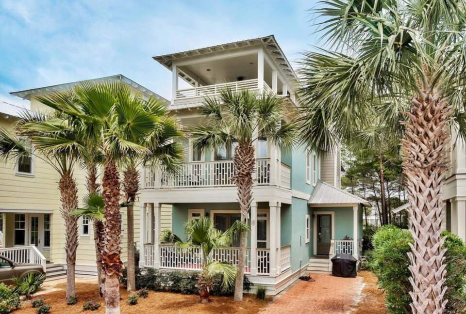 Sandy Lane Retreat | With community amenities - Inlet Beach, Florida