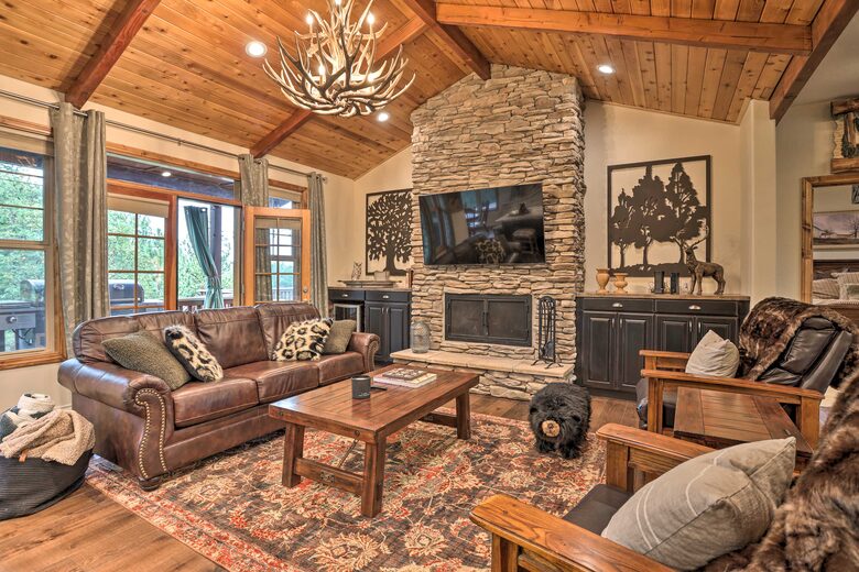 Rustic Mountain Retreat | Near Big Bear Lake! - Big Bear Lake, California