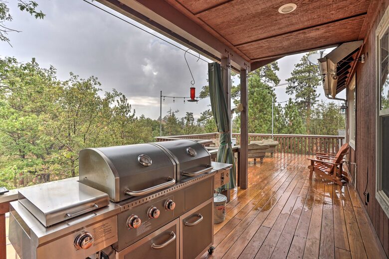 Rustic Mountain Retreat | Near Big Bear Lake! - Big Bear Lake, California