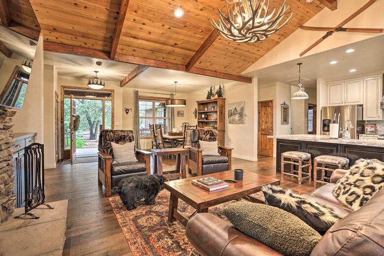 Rustic Mountain Retreat | Near Big Bear Lake! - Big Bear Lake, California