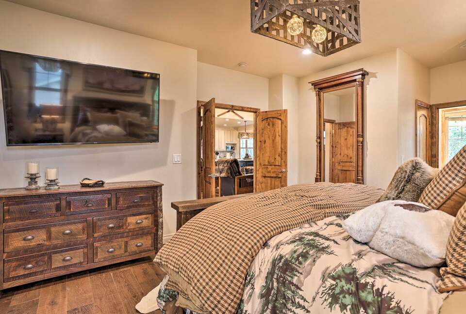 Rustic Mountain Retreat | Near Big Bear Lake! - Big Bear Lake, California