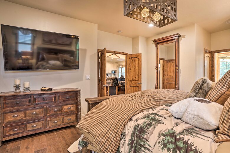 Rustic Mountain Retreat | Near Big Bear Lake! - Big Bear Lake, California