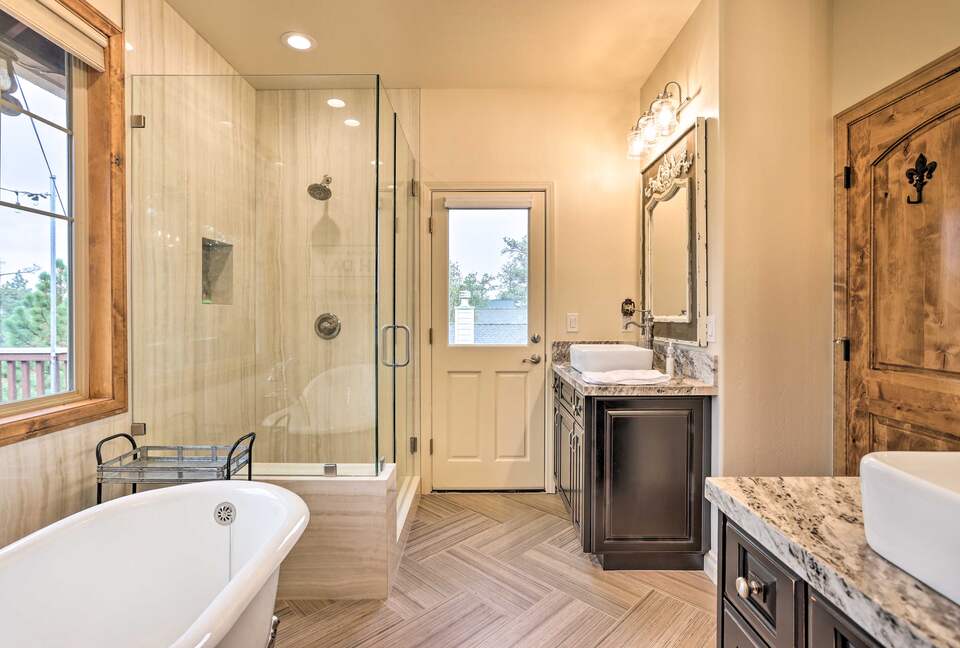 Rustic Mountain Retreat | Near Big Bear Lake! - Big Bear Lake, California