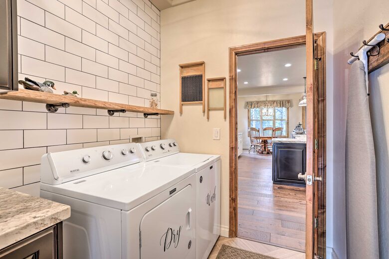 Rustic Mountain Retreat | Near Big Bear Lake! - Big Bear Lake, California