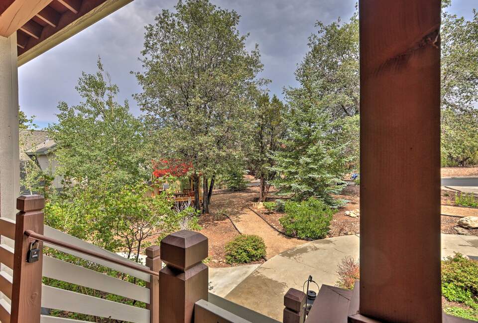 Rustic Mountain Retreat | Near Big Bear Lake! - Big Bear Lake, California