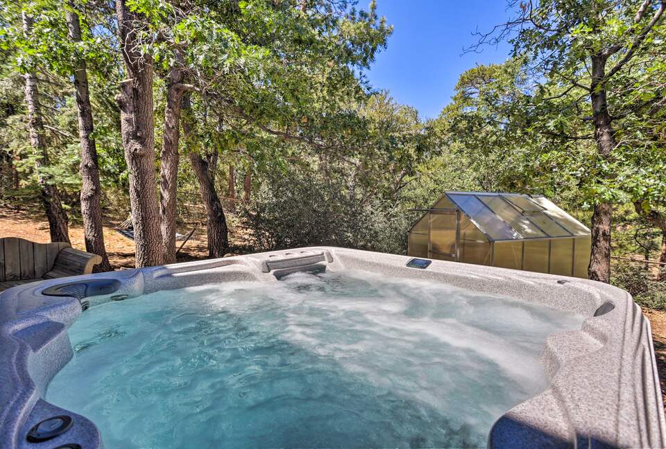 Rustic Mountain Retreat | Near Big Bear Lake! - Big Bear Lake, California