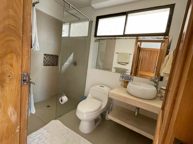 Villa Tanga Oceanfront Getaway - Santa Marta, Colombia