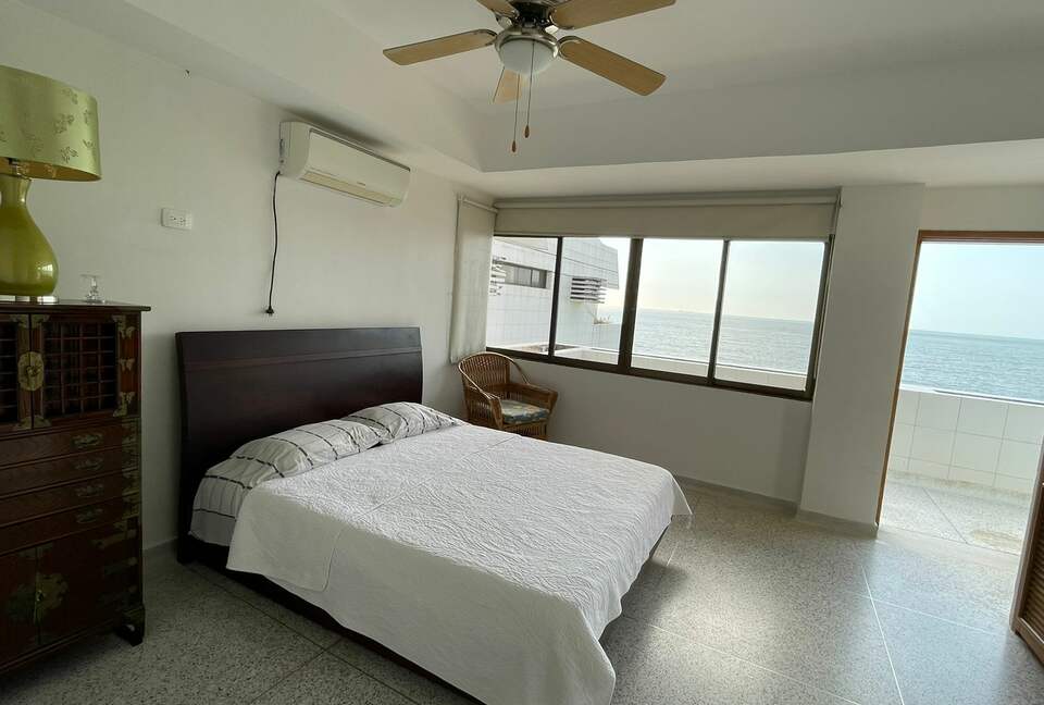 Villa Tanga Oceanfront Getaway - Santa Marta, Colombia