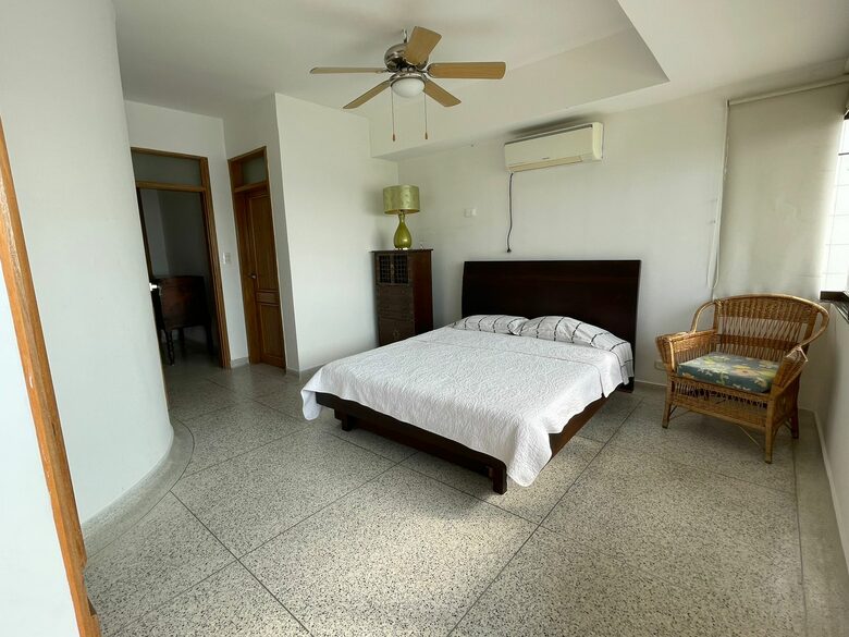 Villa Tanga Oceanfront Getaway - Santa Marta, Colombia