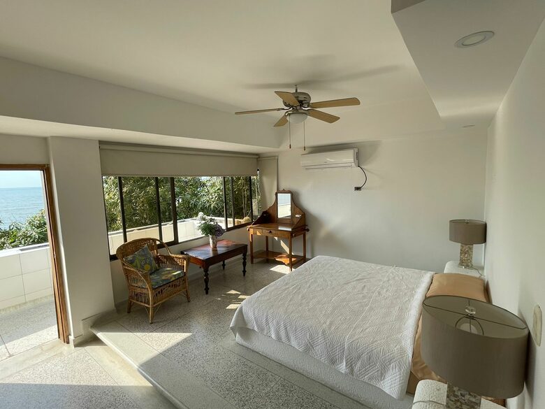 Villa Tanga Oceanfront Getaway - Santa Marta, Colombia