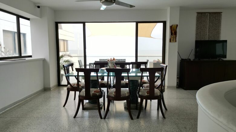 Villa Tanga Oceanfront Getaway - Santa Marta, Colombia