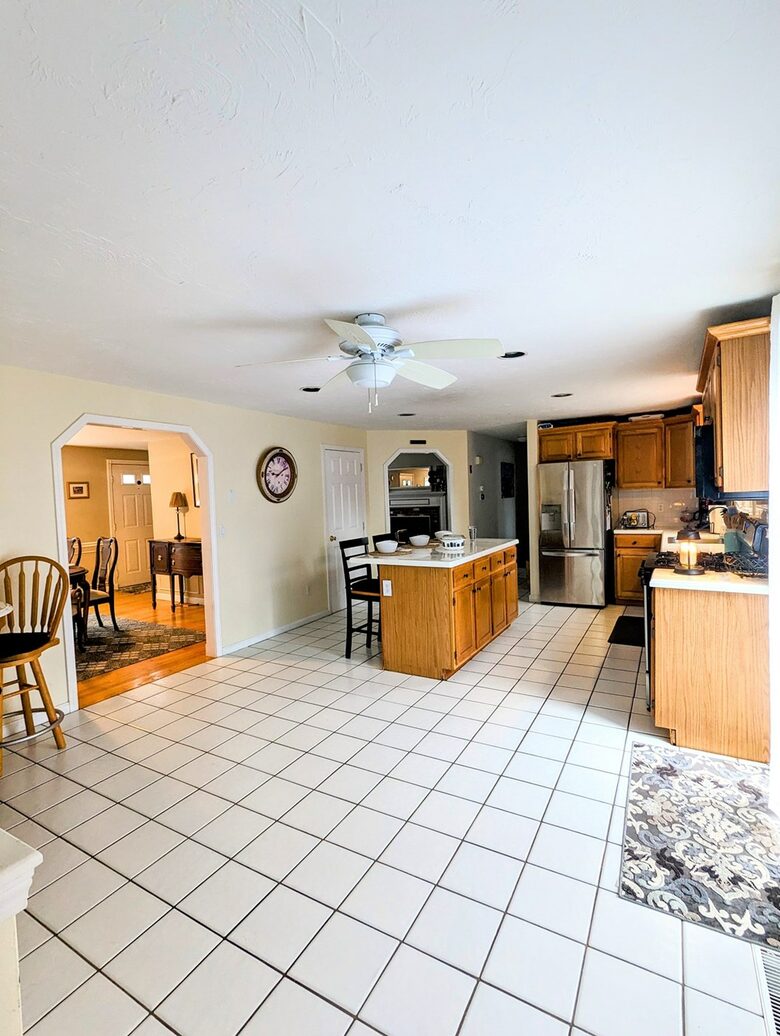 Charming Sandy Neck Beach House - Sandwich, Massachusetts