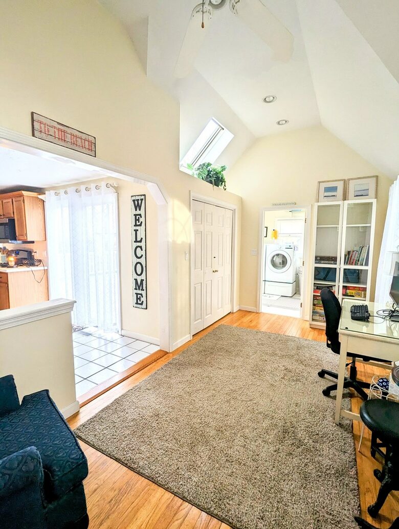 Charming Sandy Neck Beach House - Sandwich, Massachusetts