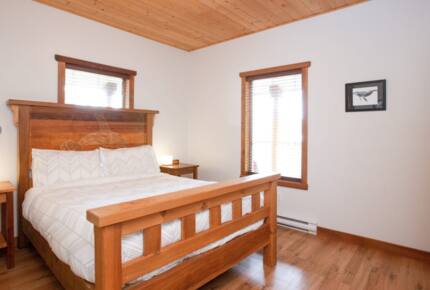 Rainforest Waterfront Gem on Jensen's Bay - Tofino, Canada