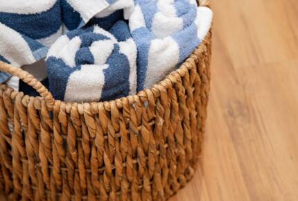 Rainforest Waterfront Gem on Jensen's Bay - Tofino, Canada