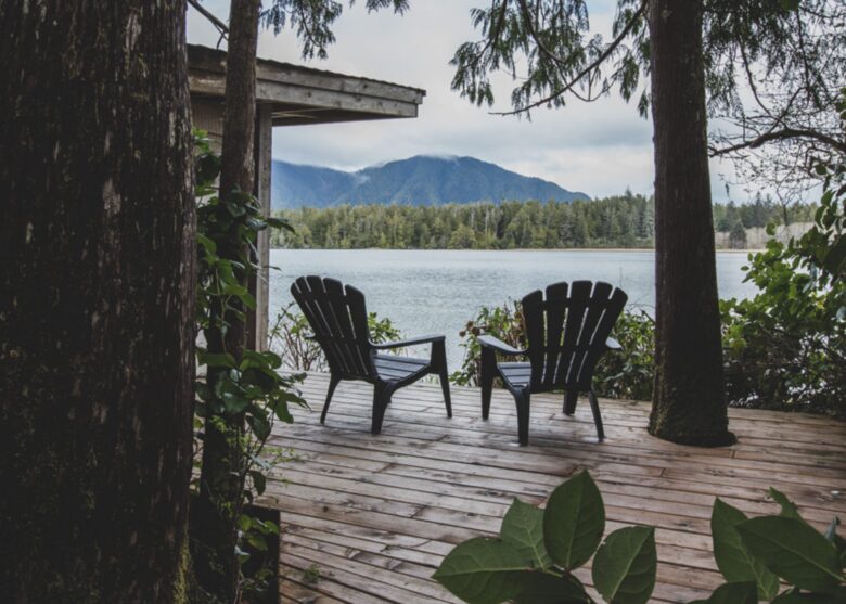Rainforest Waterfront Gem on Jensen's Bay - Tofino, Canada