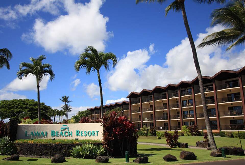 Lawai Beach Resort | Banyon One-Bedroom Residence - Koloa, Hawaii