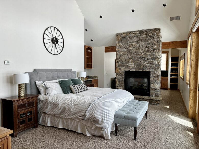 Wonderwood - Grand Lake, Colorado