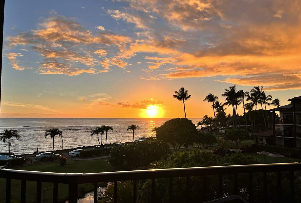 Lawai Beach Resort | Banyon One-Bedroom Residence - Koloa, Hawaii