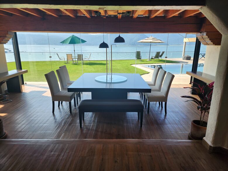 Stunning Modern Lakefront Getaway - Valle de Bravo, Mexico