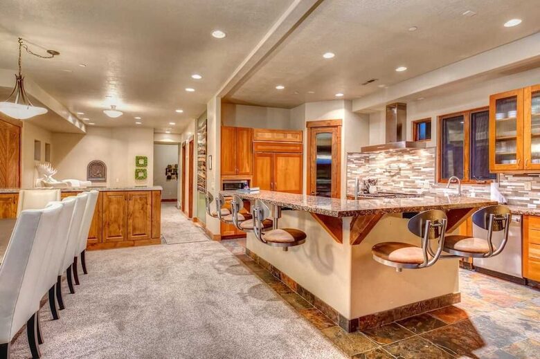 Kitchen with Bar seating