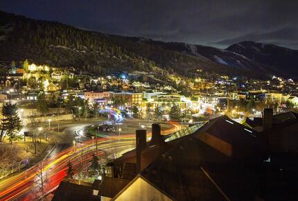 Night View on Roof Deck