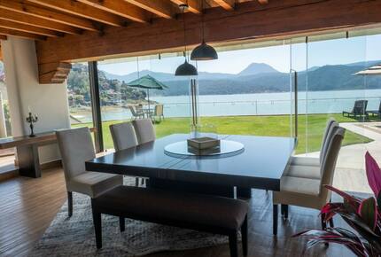 Stunning Modern Lakefront Getaway - Valle de Bravo, Mexico