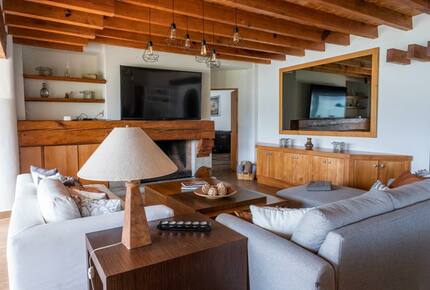 Stunning Modern Lakefront Getaway - Valle de Bravo, Mexico