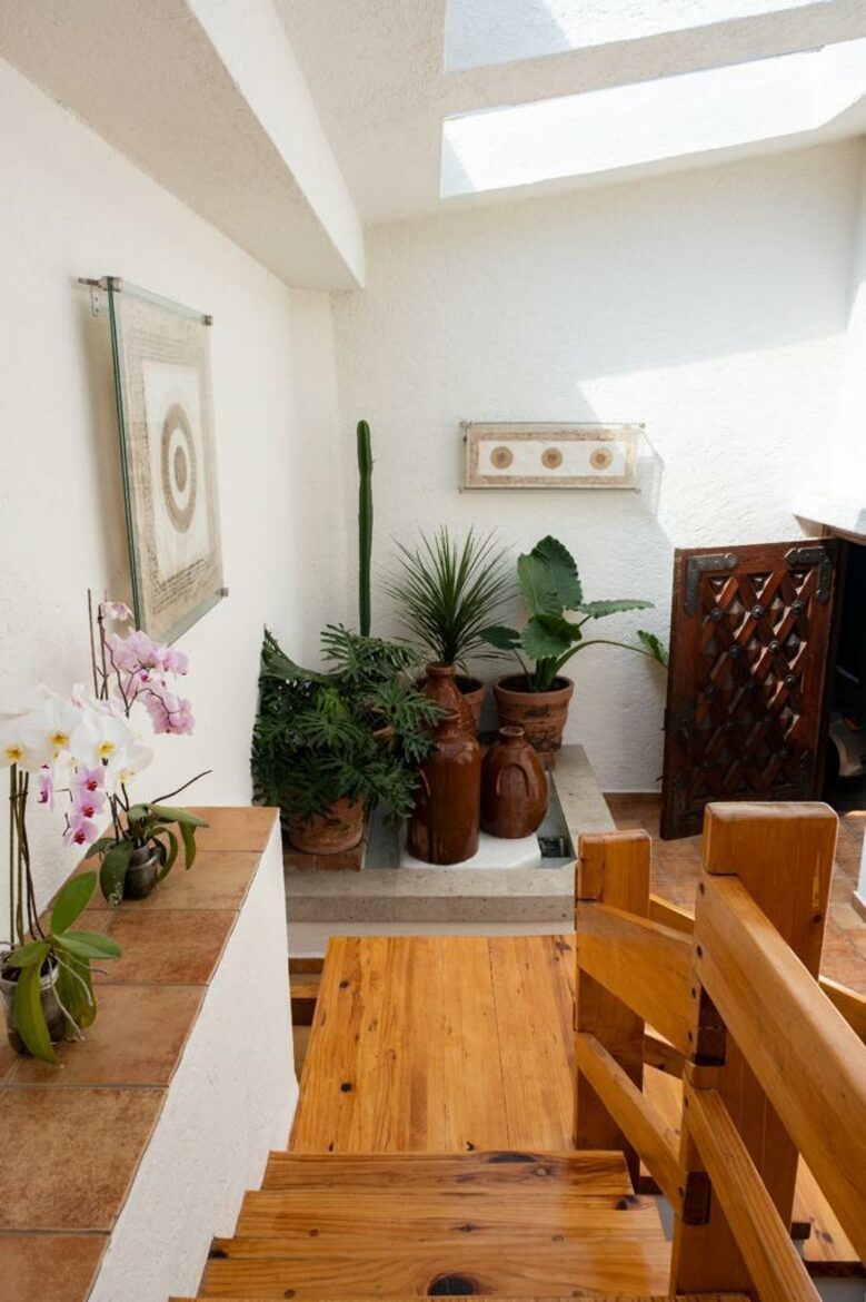 Stunning Modern Lakefront Getaway - Valle de Bravo, Mexico