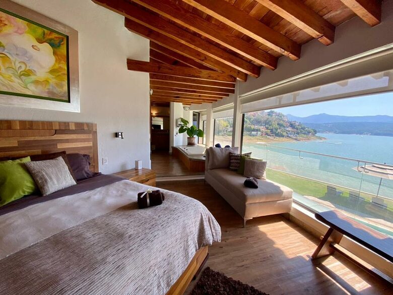 Stunning Modern Lakefront Getaway - Valle de Bravo, Mexico